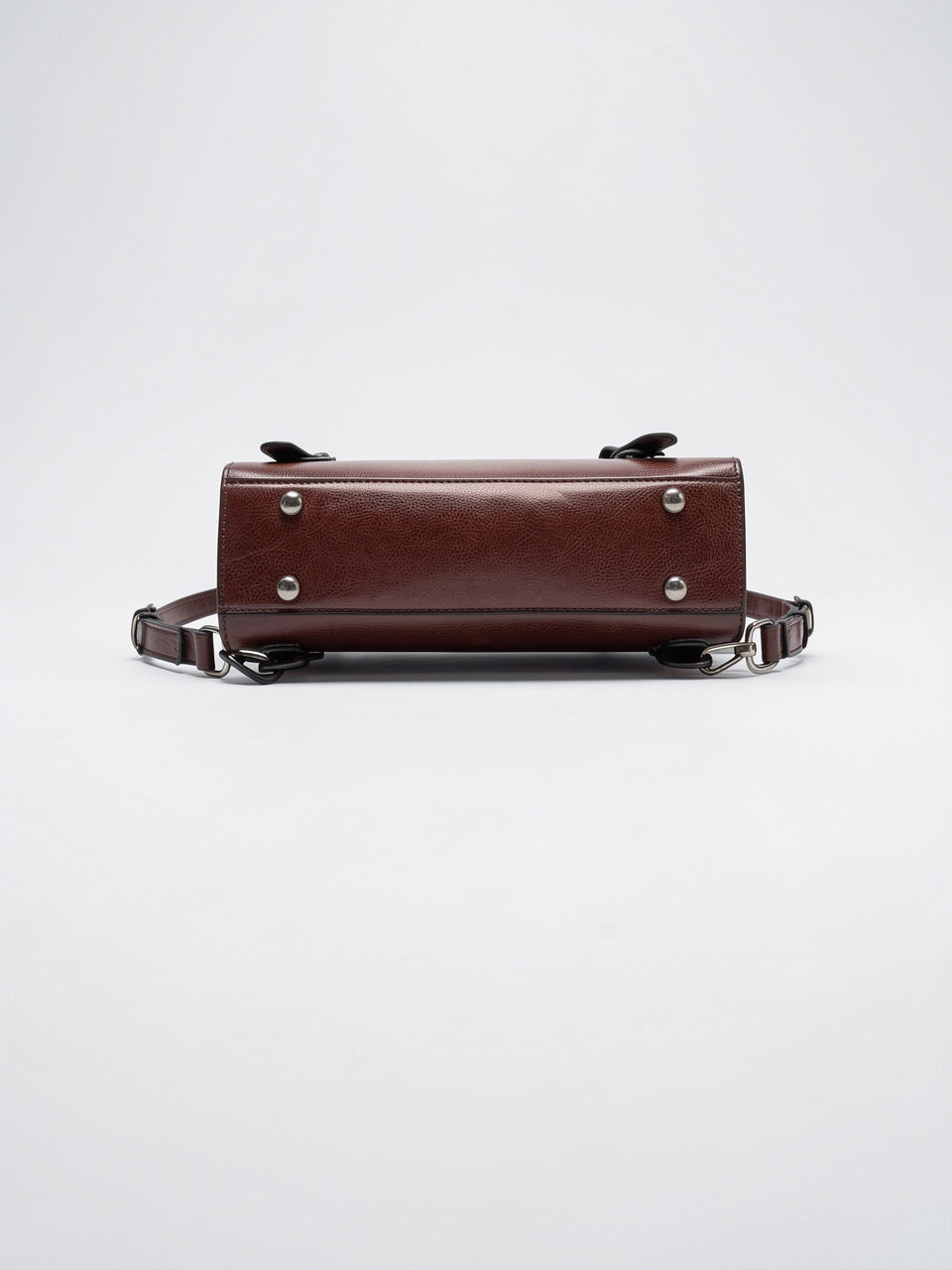 Aliénor — Sac à dos élégant en cuir femme - 14