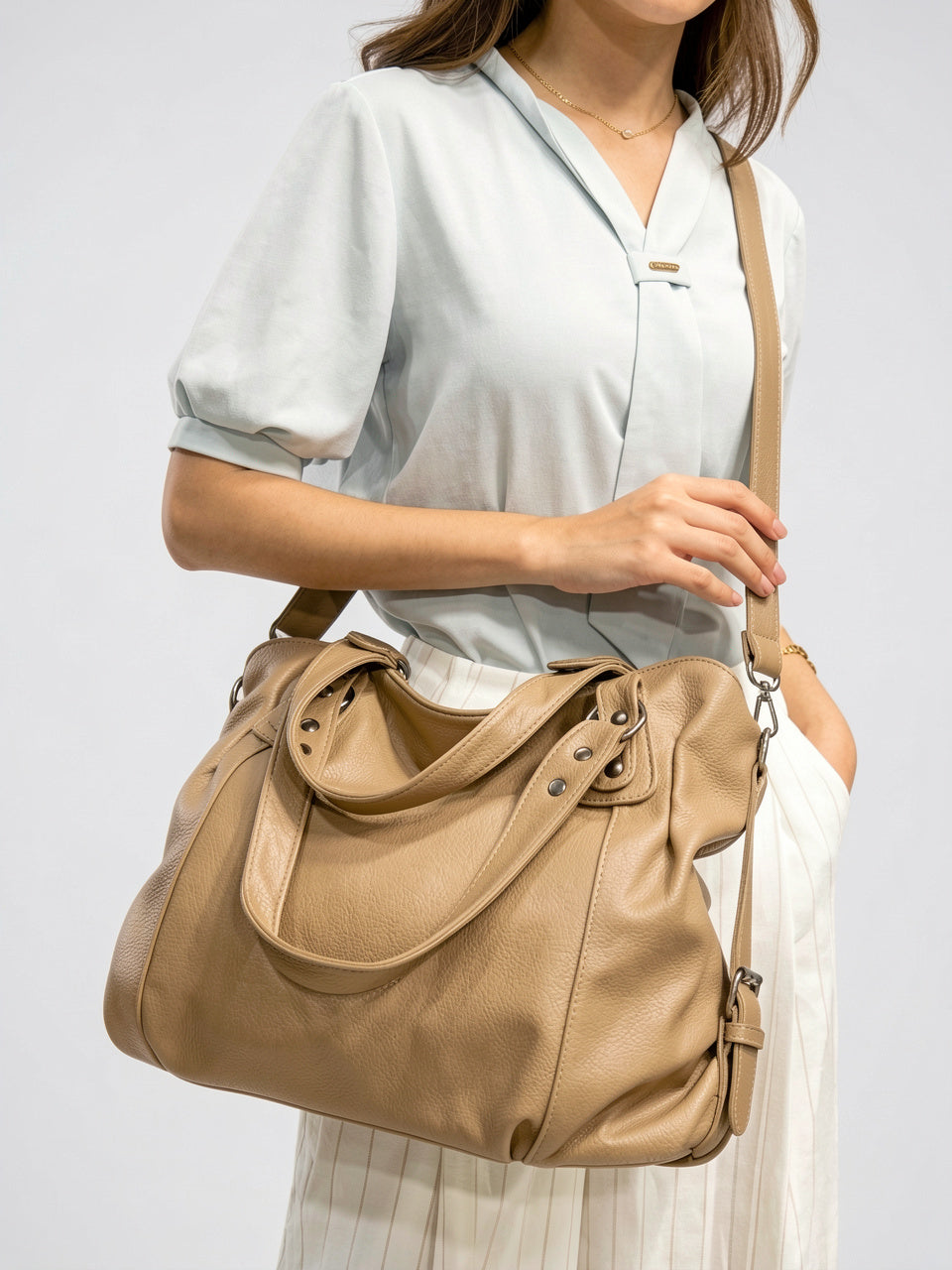 Cassandre — Grand sac à main souple de cours à bandoulière - 11
