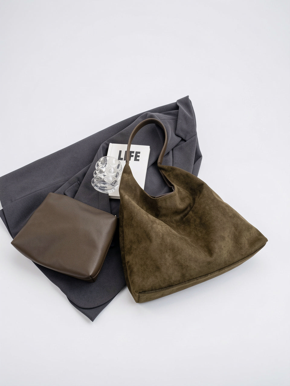 Eulalie — Sac chic fourre-tout en suédine - 21
