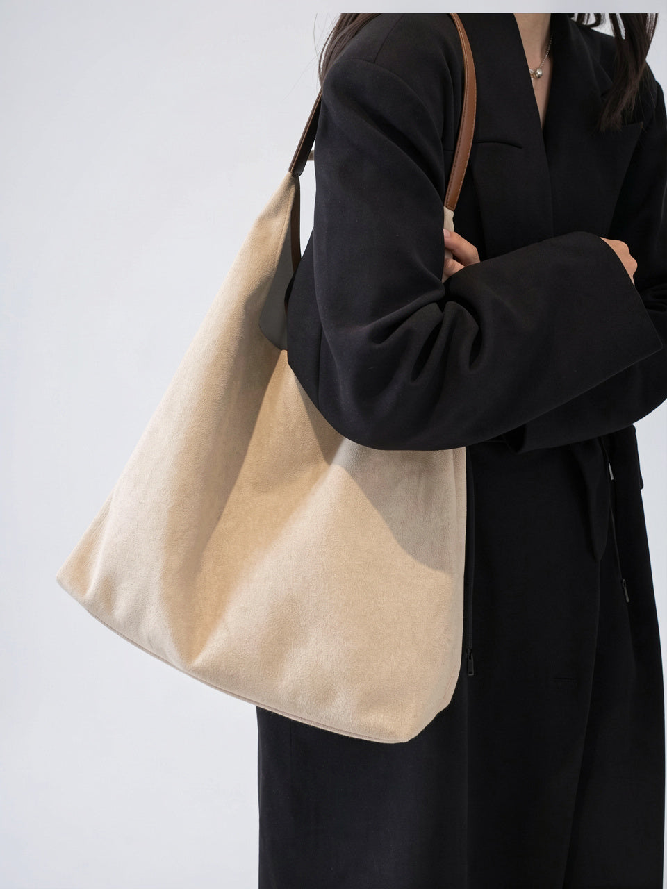 Eulalie — Sac chic fourre-tout en suédine - 9