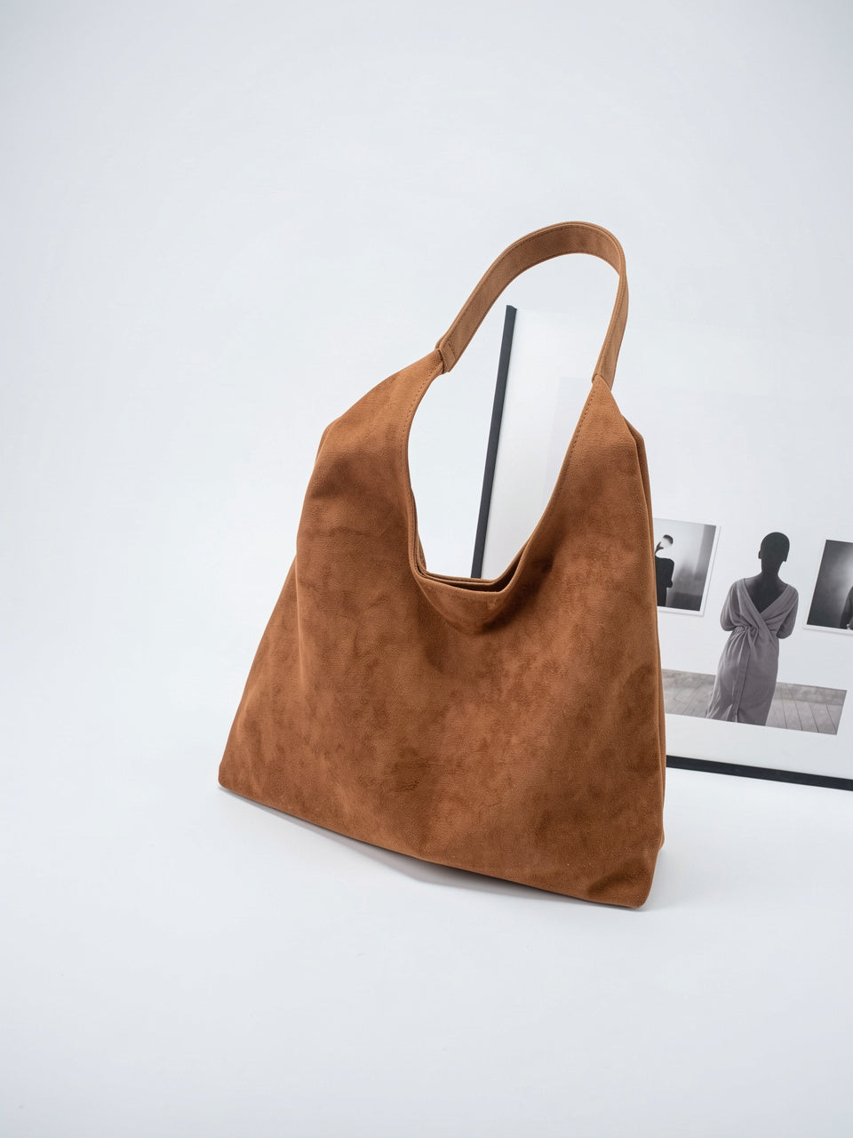 Eulalie — Sac chic fourre-tout en suédine - Marron