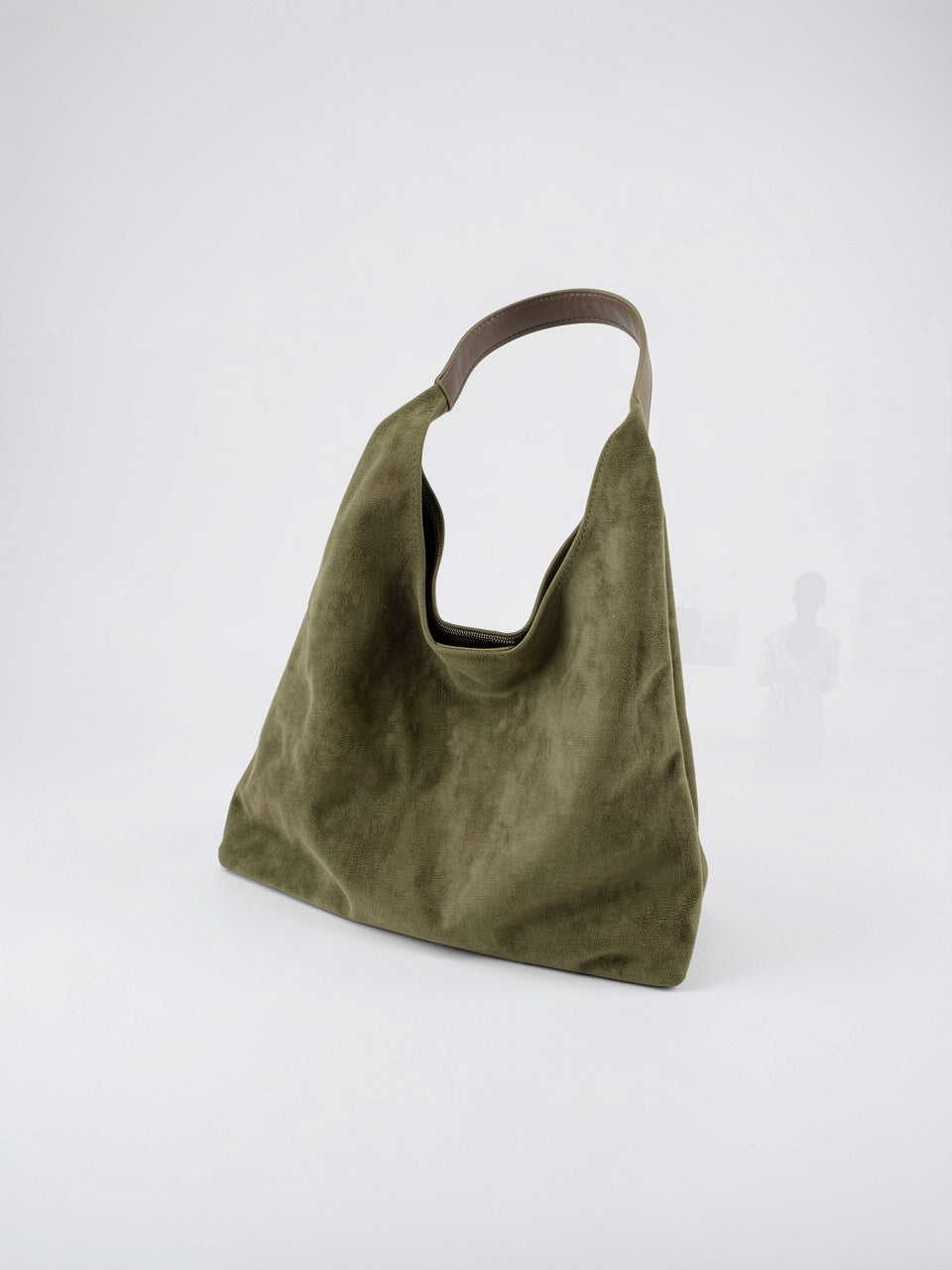 Eulalie — Sac chic fourre-tout en suédine - Vert