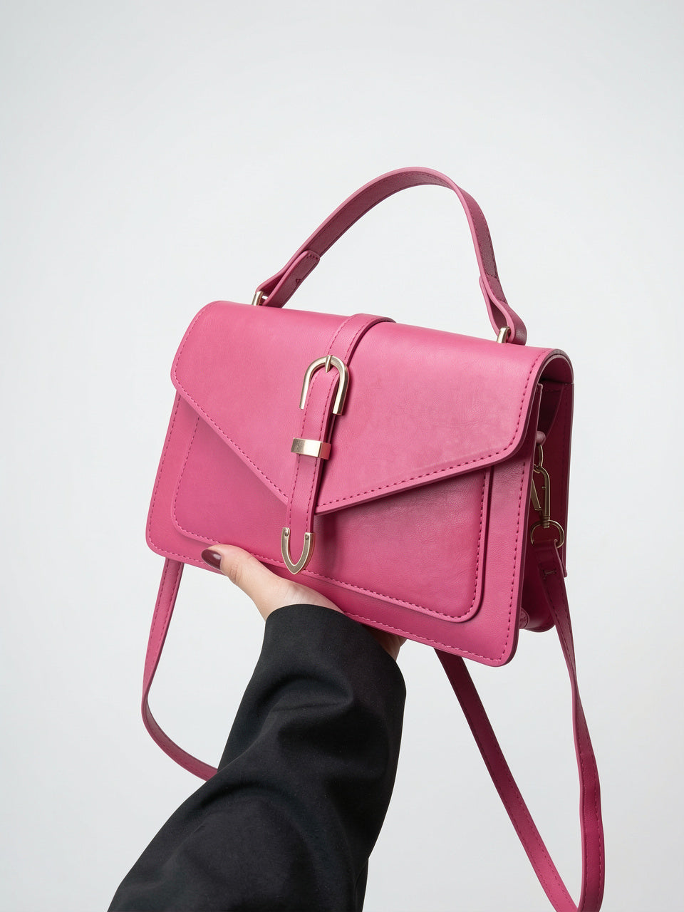 Flora — Petit sac à main à bandoulière à rabat aux finitions dorées - Rose fushia