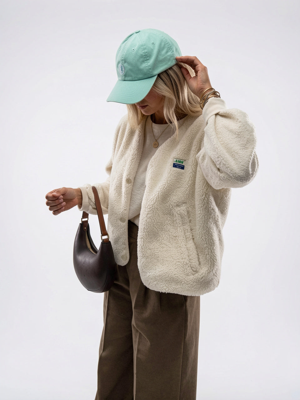 Gilet boutonné sans manches femme laine agneau ajusté - 4