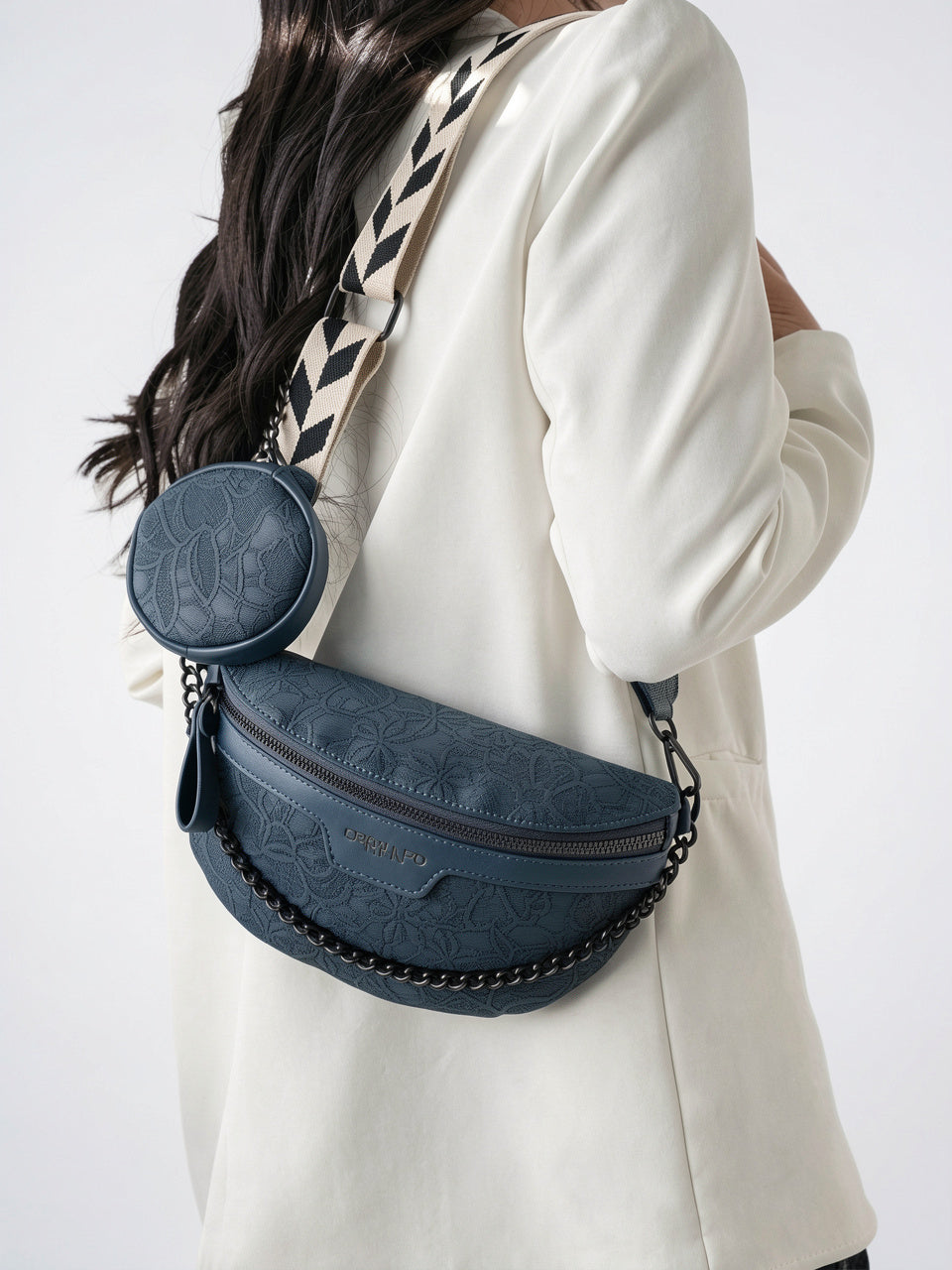 Séléna — Sac banane à bandoulière avec motif floral et porte-monnaie - 18