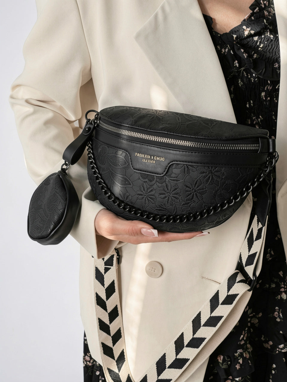 Séléna — Sac banane à bandoulière avec motif floral et porte-monnaie - 9
