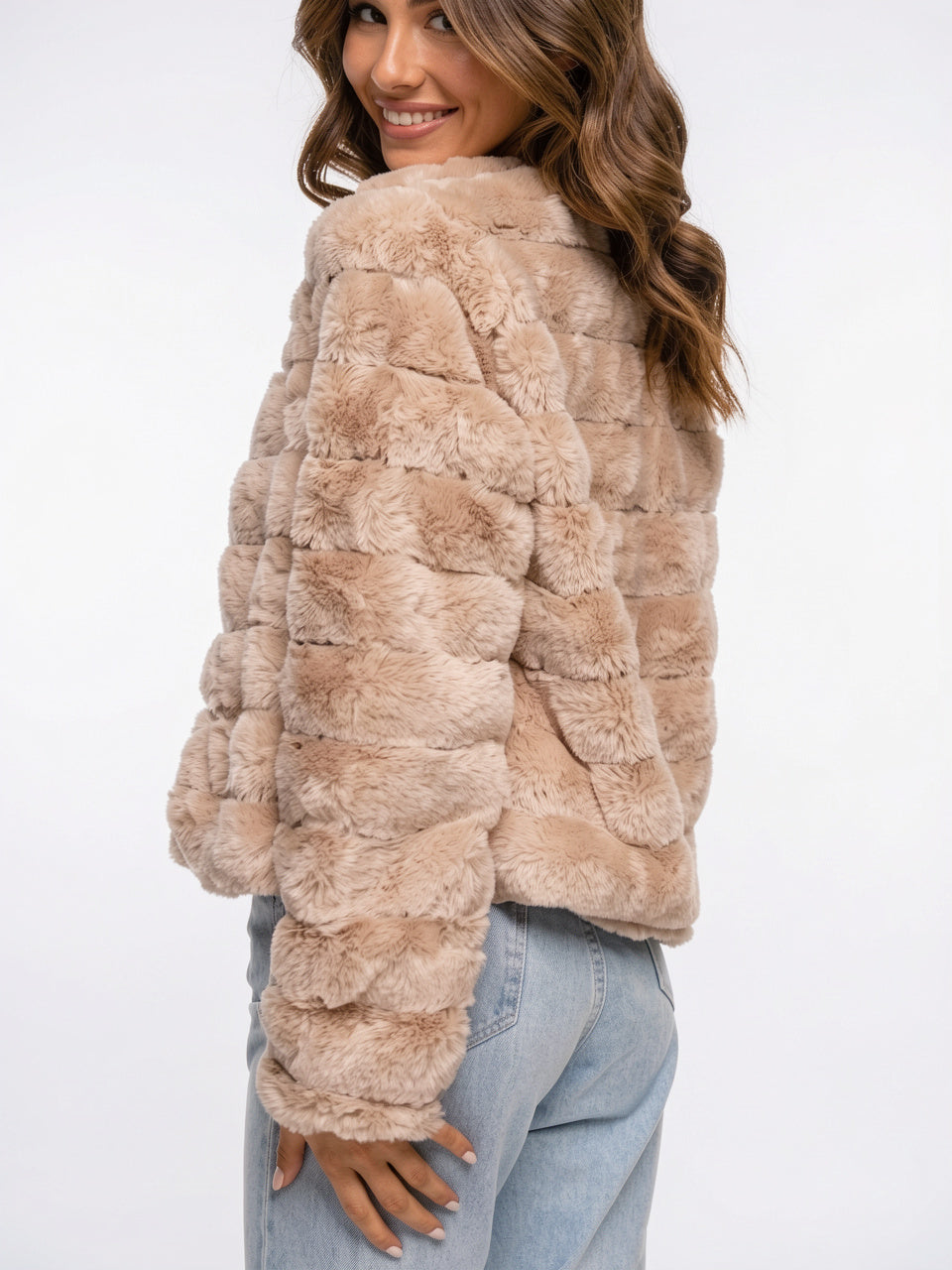 Veste Fausse Fourrure Femme Courte Devant Ouvert - 35
