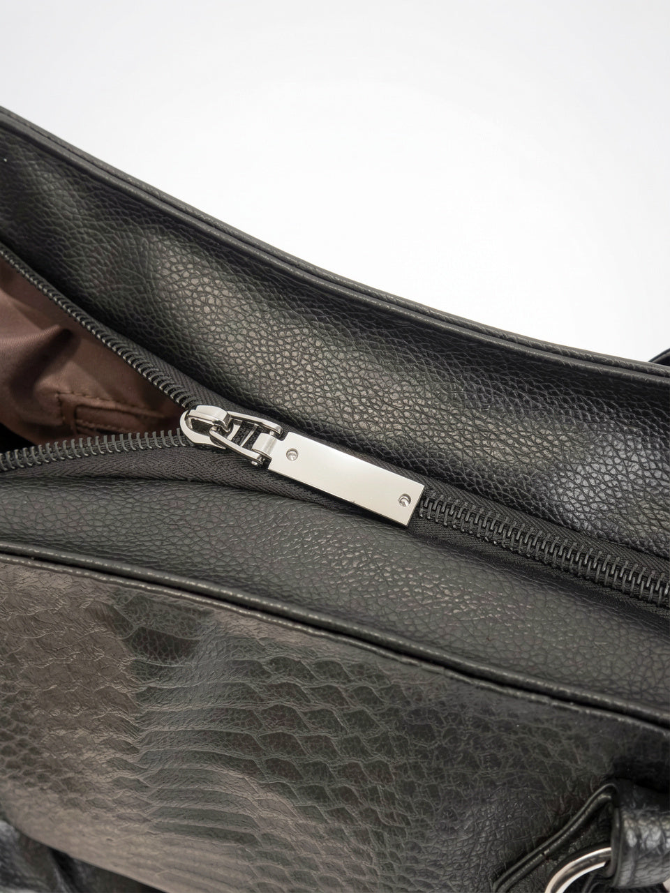 Vianney — Grand sac à main de cours imitation croco à bandoulière - 8